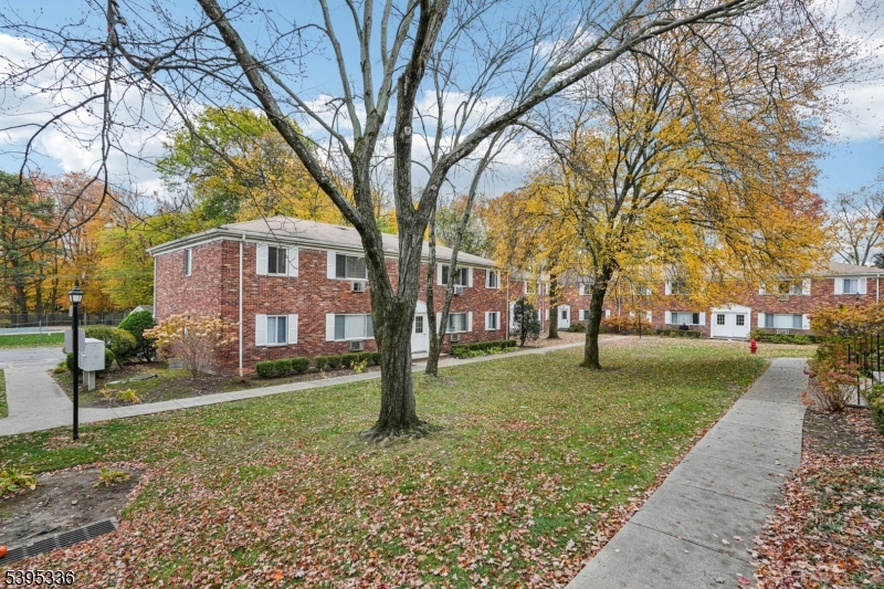 Cambridge Village - Residential