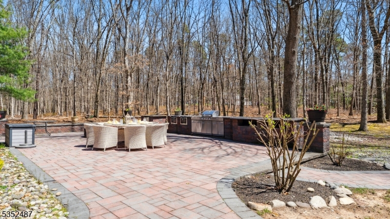 26 Beaverdam Dr