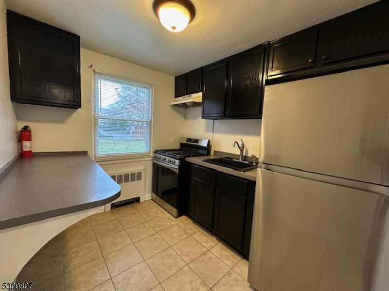 ARDLEIGH PARK - Residential Lease