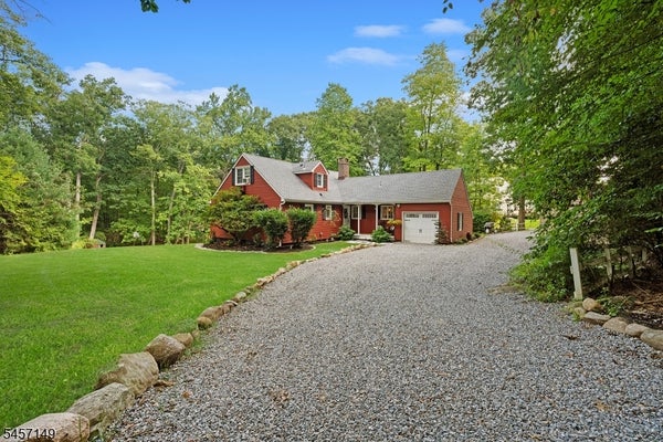 94 MARION AVE, BUTLER, NJ 07405 - Image cb59b500ae57b3d8ae00aabebb2b5343/2117582870