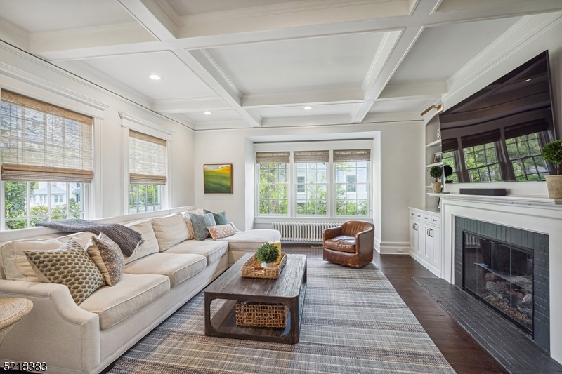 Memorial Field - Residential