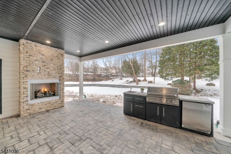 Broadlawn - Residential