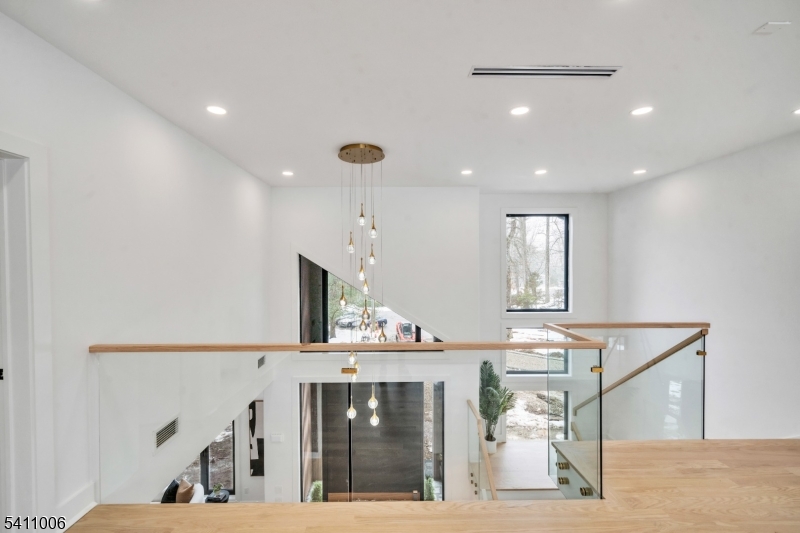 Broadlawn - Residential