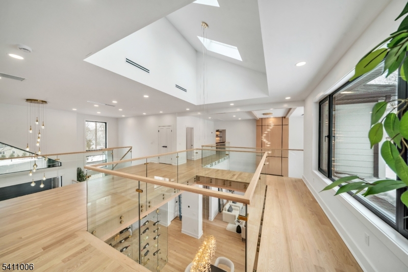 Broadlawn - Residential