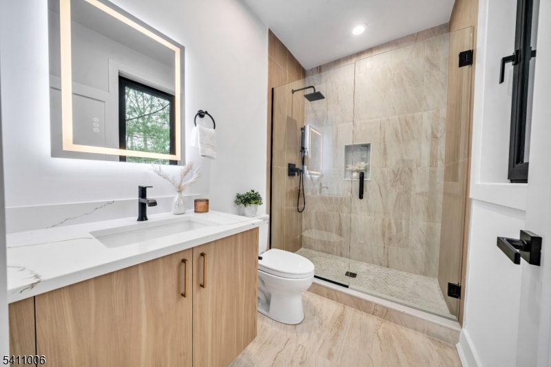 Broadlawn - Residential