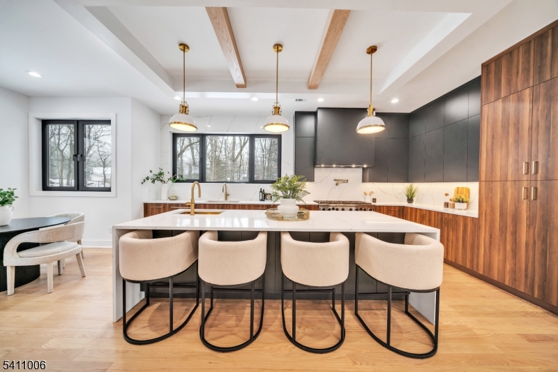 Broadlawn - Residential