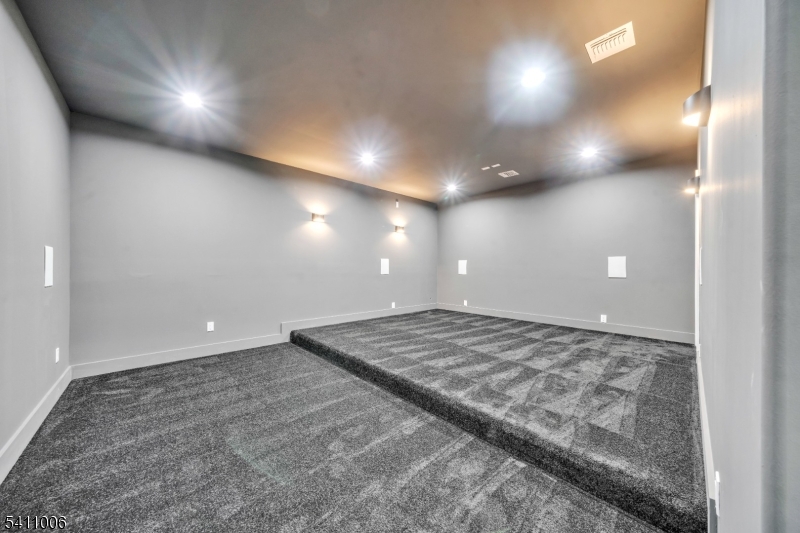 Broadlawn - Residential