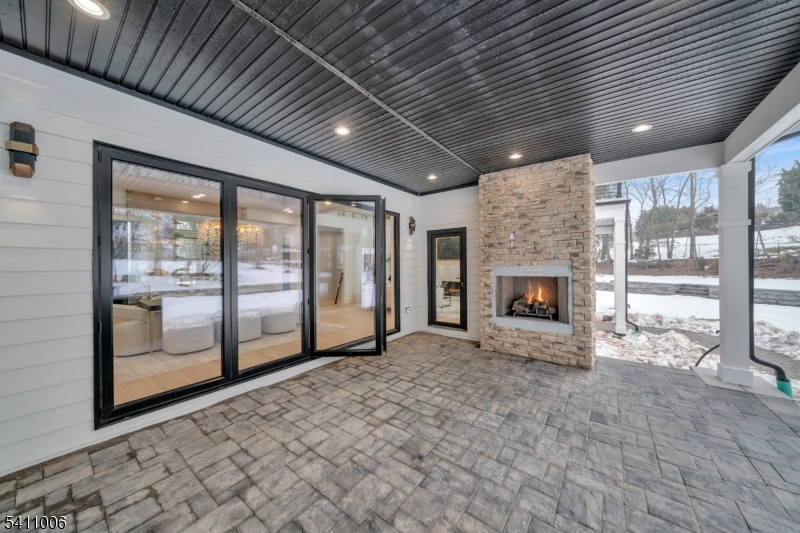 Broadlawn - Residential