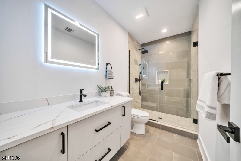 Broadlawn - Residential