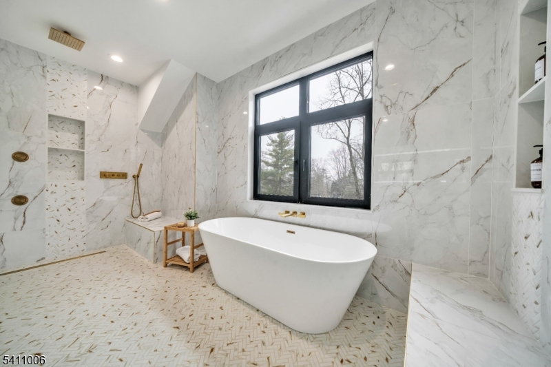 Broadlawn - Residential