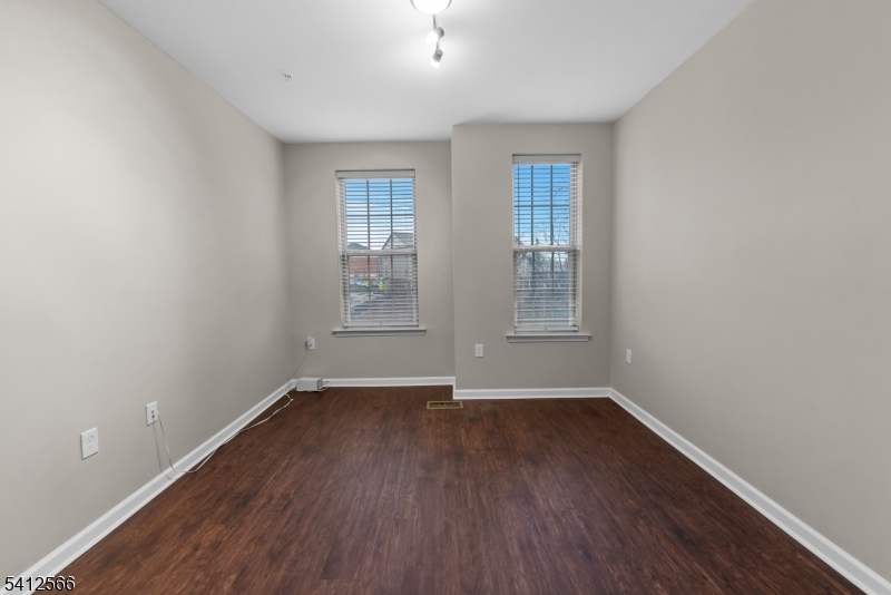 Somerville Station - Residential Lease