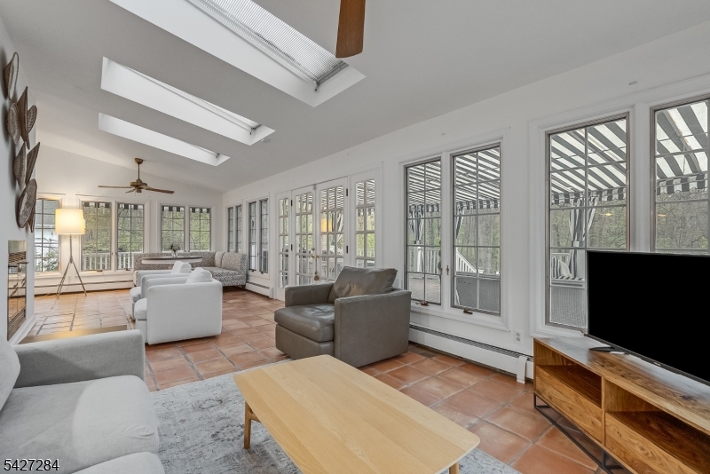 Washington Valley - Residential