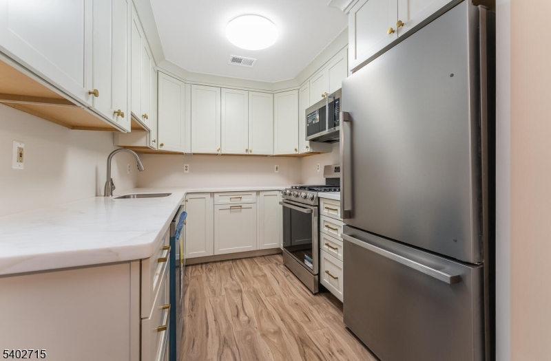 Stratford Place - Residential