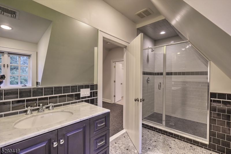 Bernardsville Mountain - Residential