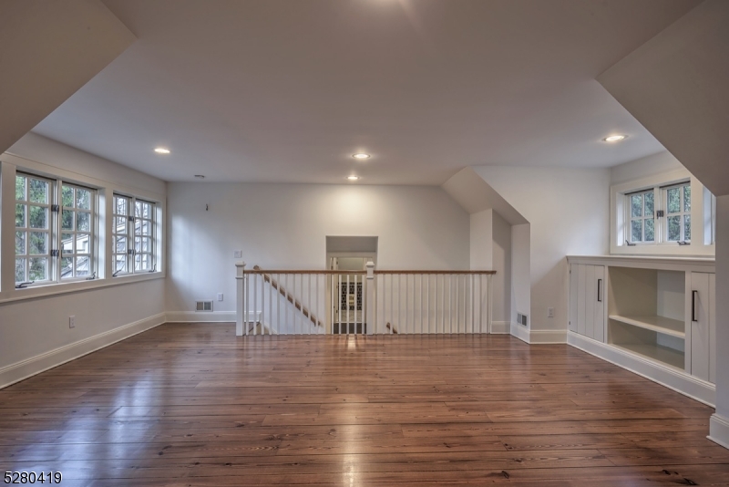 Bernardsville Mountain - Residential