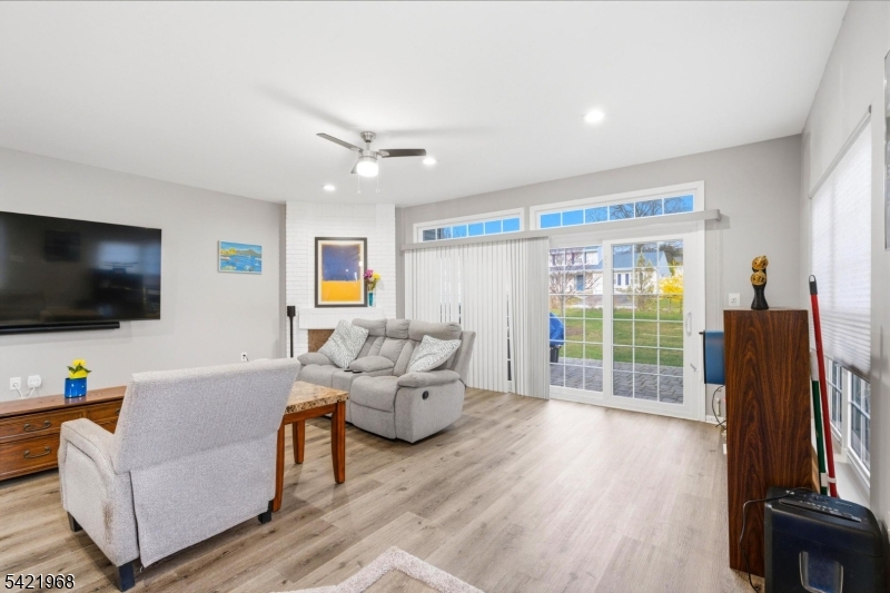 Sayrebrooke  Blue Springs - Residential