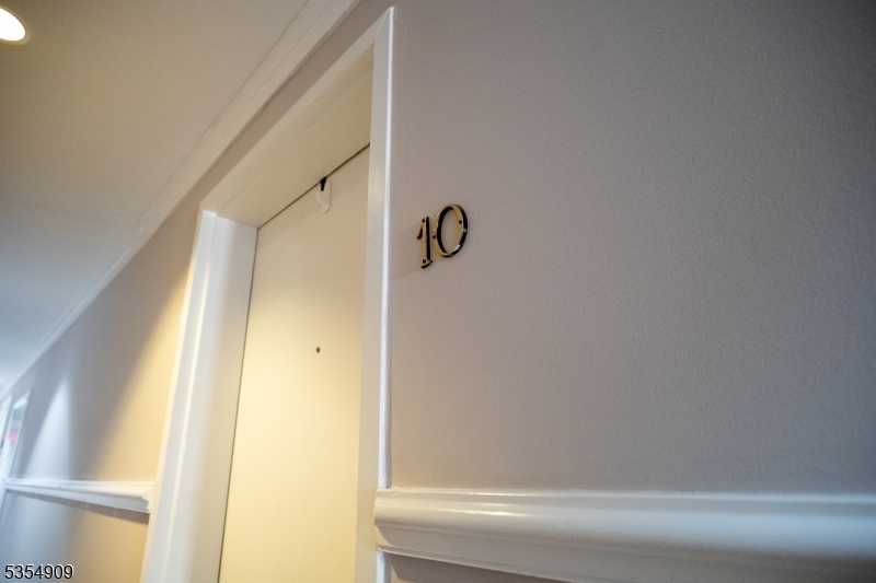 City Of Orange Twp., New Jersey 07050, United States, 2 Bedrooms Bedrooms, ,2 BathroomsBathrooms,Residential,Pending,120417