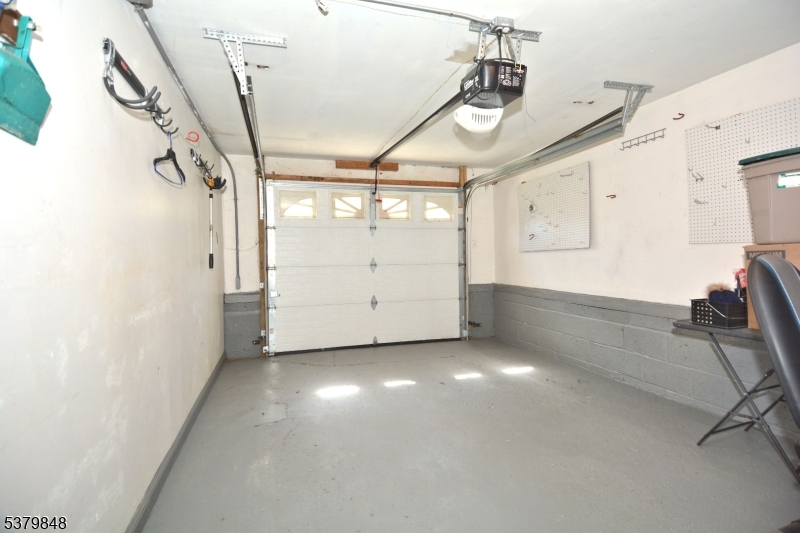 Plainfield City, New Jersey 07063, United States, 3 Bedrooms Bedrooms, ,2 BathroomsBathrooms,Residential,Active,197389