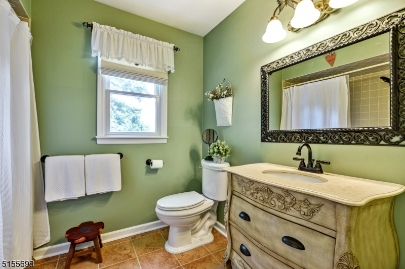 MEADOW RUN - Residential