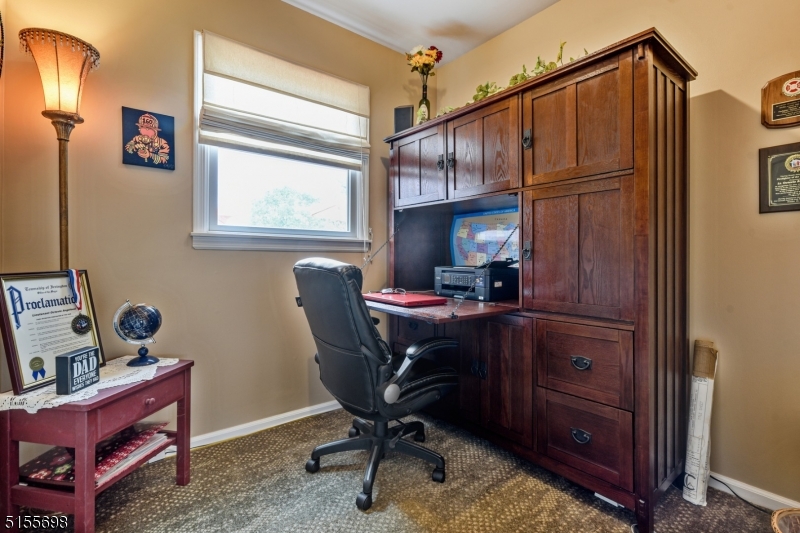 MEADOW RUN - Residential