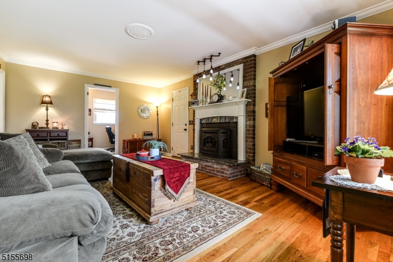 MEADOW RUN - Residential