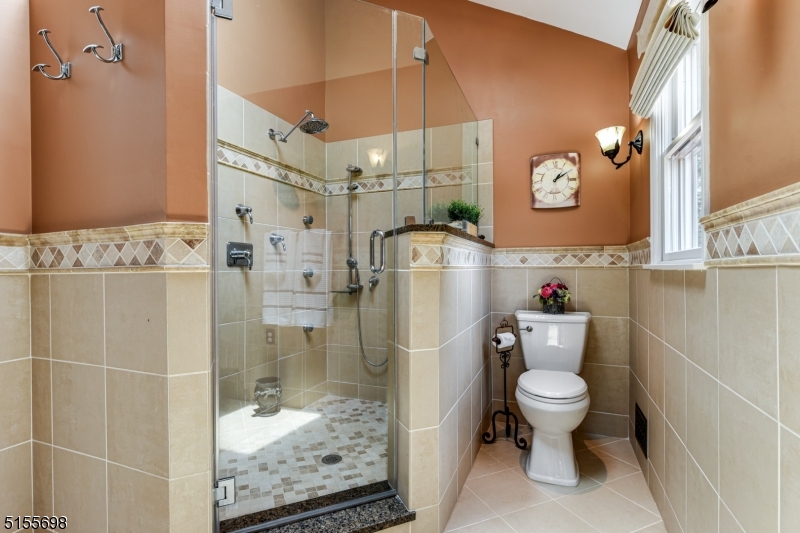 MEADOW RUN - Residential