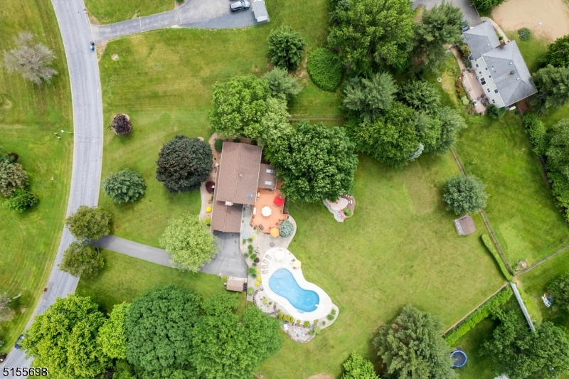 MEADOW RUN - Residential