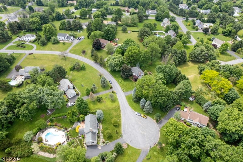 MEADOW RUN - Residential