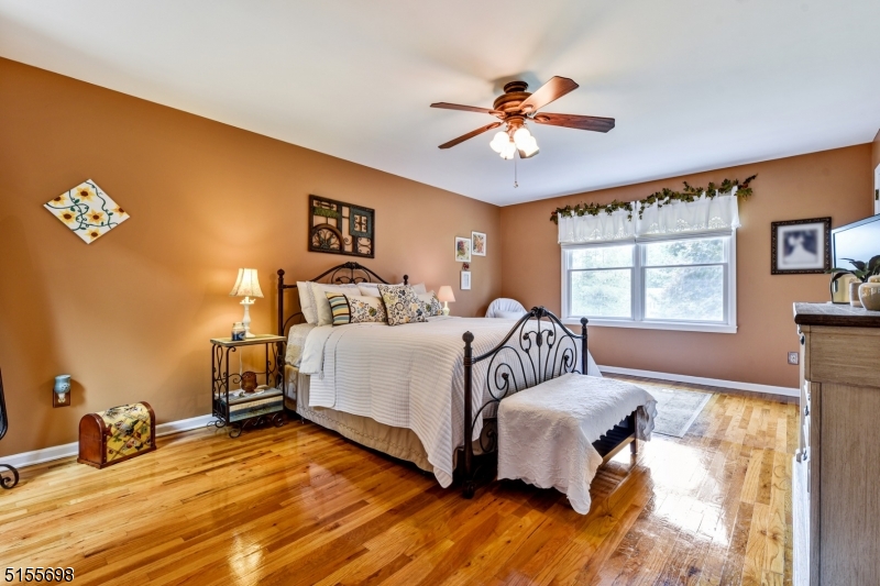 MEADOW RUN - Residential