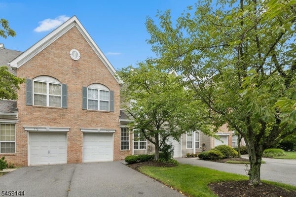774 FEATHERBED LN, CLARK, NJ 07066 - Image cc2ecabb4fbc4edc9617168f5cc96f93/1706823829