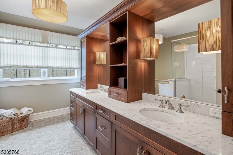 Bernardsville Mountain - Residential