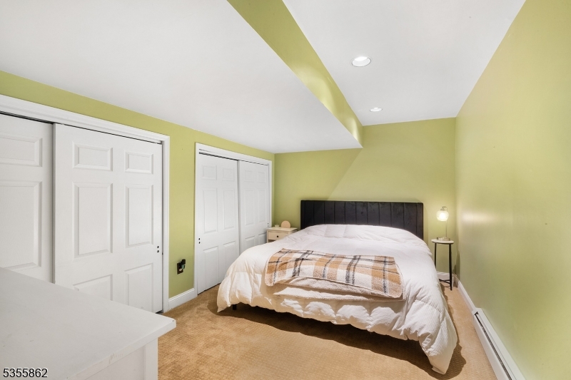 Bridgewater Twp., New Jersey 08836, United States, 5 Bedrooms Bedrooms, ,6 BathroomsBathrooms,Residential,Pending,124954