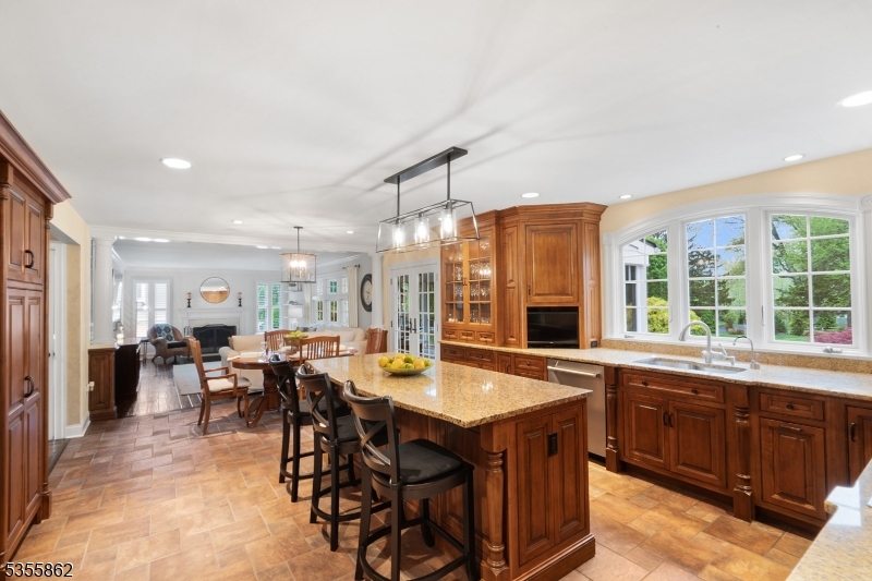 Bridgewater Twp., New Jersey 08836, United States, 5 Bedrooms Bedrooms, ,6 BathroomsBathrooms,Residential,Pending,124954