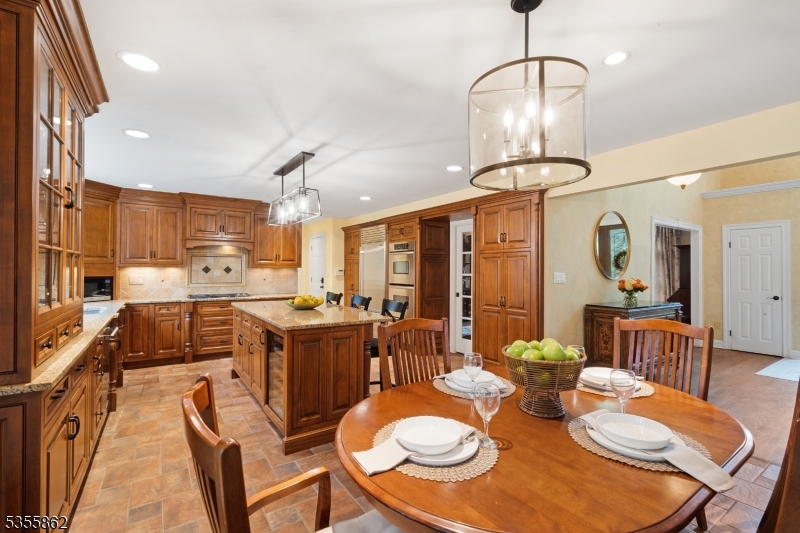 Bridgewater Twp., New Jersey 08836, United States, 5 Bedrooms Bedrooms, ,6 BathroomsBathrooms,Residential,Pending,124954