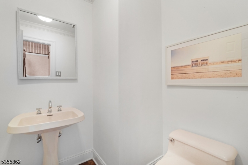 Bridgewater Twp., New Jersey 08836, United States, 5 Bedrooms Bedrooms, ,6 BathroomsBathrooms,Residential,Pending,124954