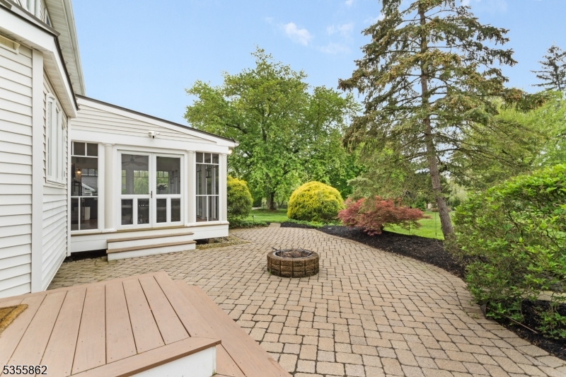 Bridgewater Twp., New Jersey 08836, United States, 5 Bedrooms Bedrooms, ,6 BathroomsBathrooms,Residential,Pending,124954