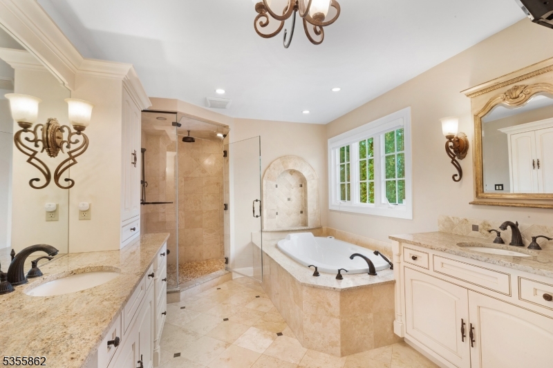 Bridgewater Twp., New Jersey 08836, United States, 5 Bedrooms Bedrooms, ,6 BathroomsBathrooms,Residential,Pending,124954