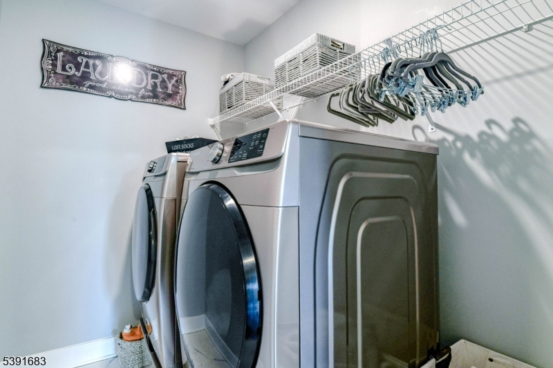 ownes/Monroe Parke - Residential