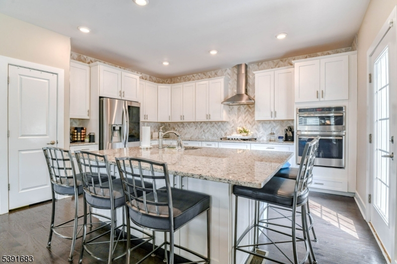 ownes/Monroe Parke - Residential