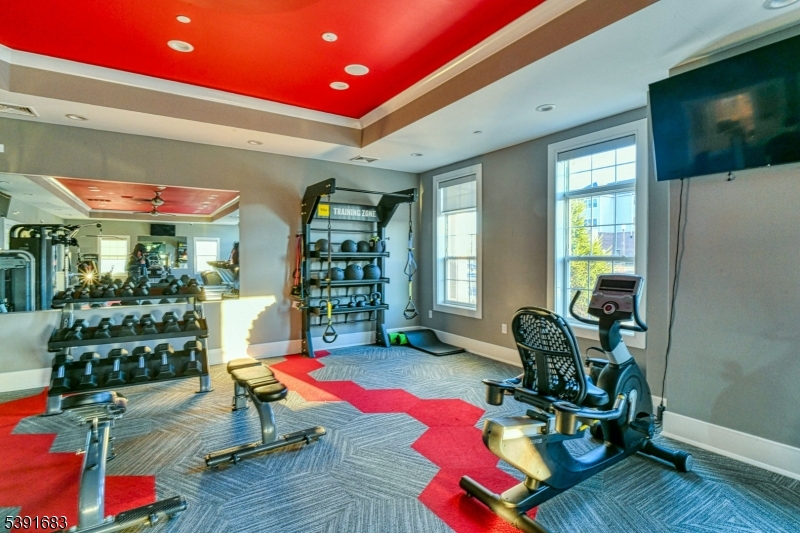 ownes/Monroe Parke - Residential