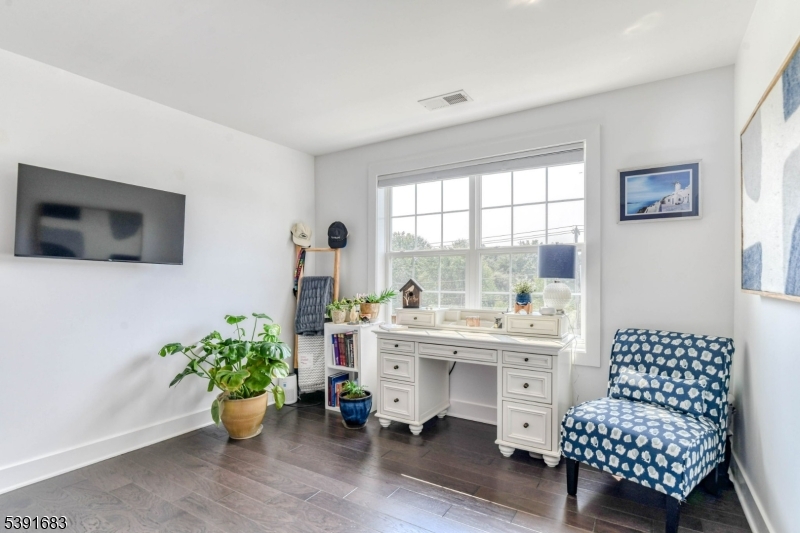 ownes/Monroe Parke - Residential