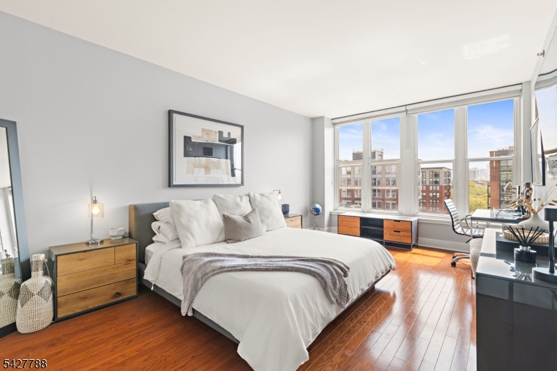 Maxwell Place - Residential