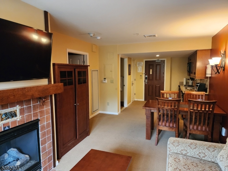 /Mountain Creek/Appalachian - Residential