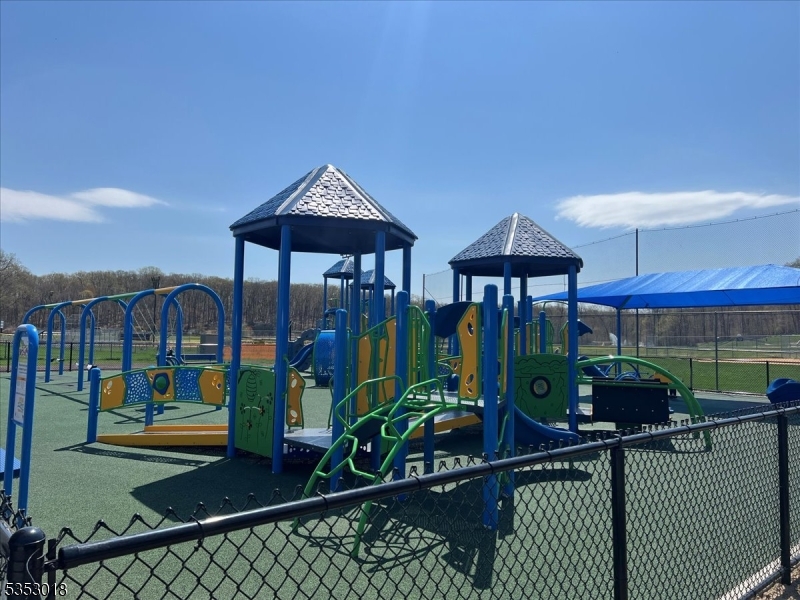 Forest Lakes - Residential