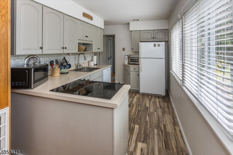 Forest Lakes - Residential