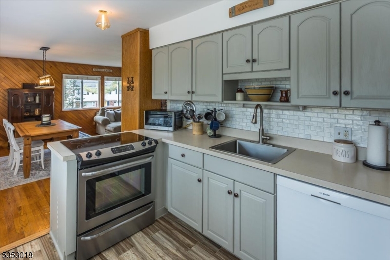 Forest Lakes - Residential