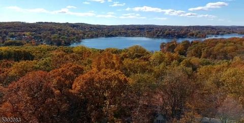 413 Wills Ave, Hopatcong Boro, NJ 07874 - #: 3998019