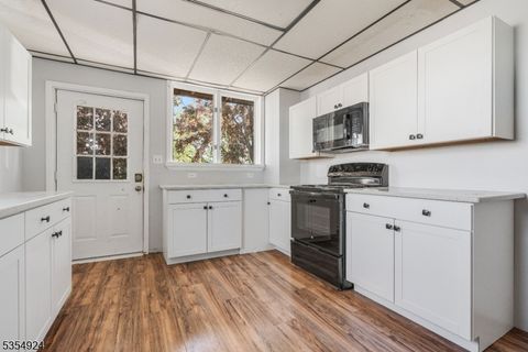 MLS: 3960566