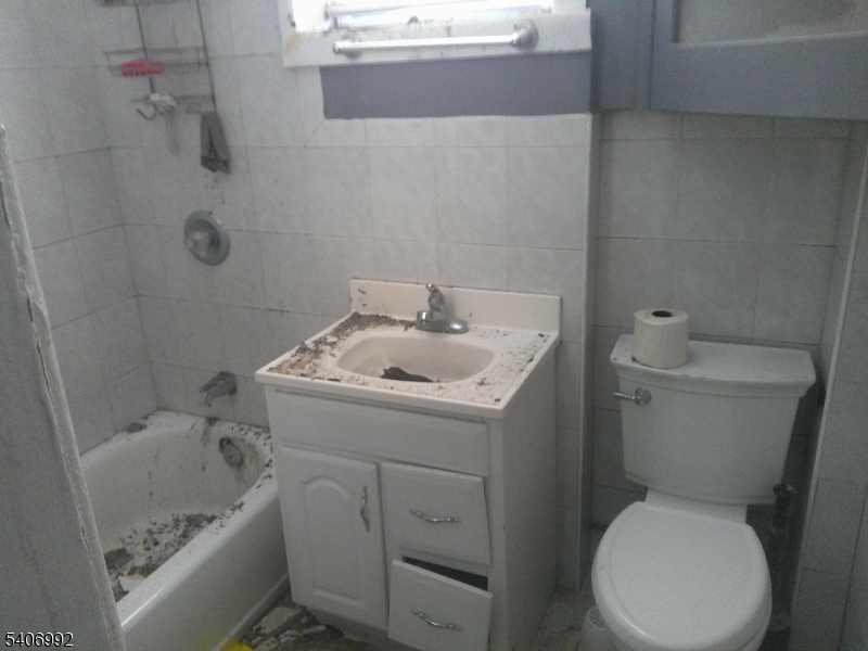 Stoney Road - Residential Income