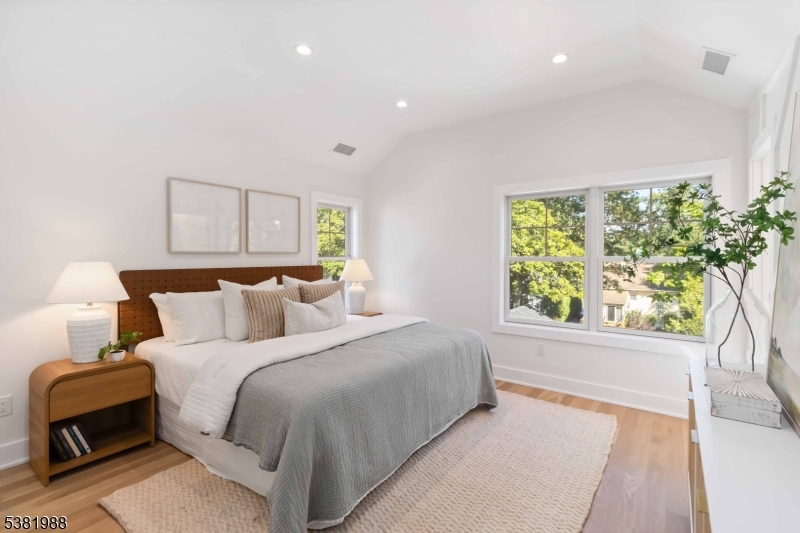 Chatham Boro-walk to train - Residential